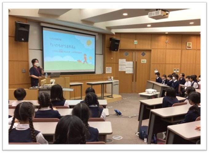 http://adm.osaka-shinai.ac.jp/upload/elementary_school_blog/content/iti.jpg